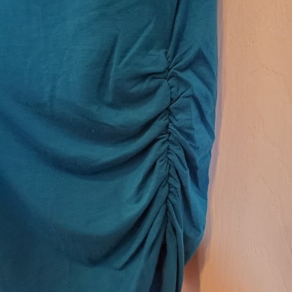 Made By Johnny Women's Solid Short Sleeve Top - Picture 6 of 11